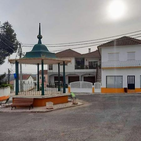 Casa Do Ninho - Entre O Campo E A Praia Cadaval Eksteriør bilde