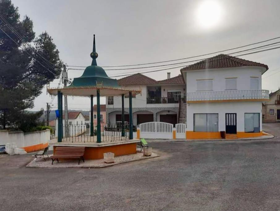 Casa Do Ninho - Entre O Campo E A Praia Cadaval Eksteriør bilde